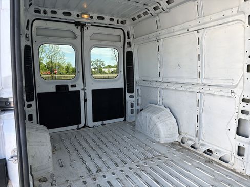 Used 2023 RAM ProMaster 2500 FWD image 25