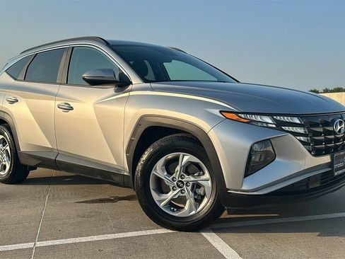 Used 2022 Hyundai Tucson SEL FWD image 5