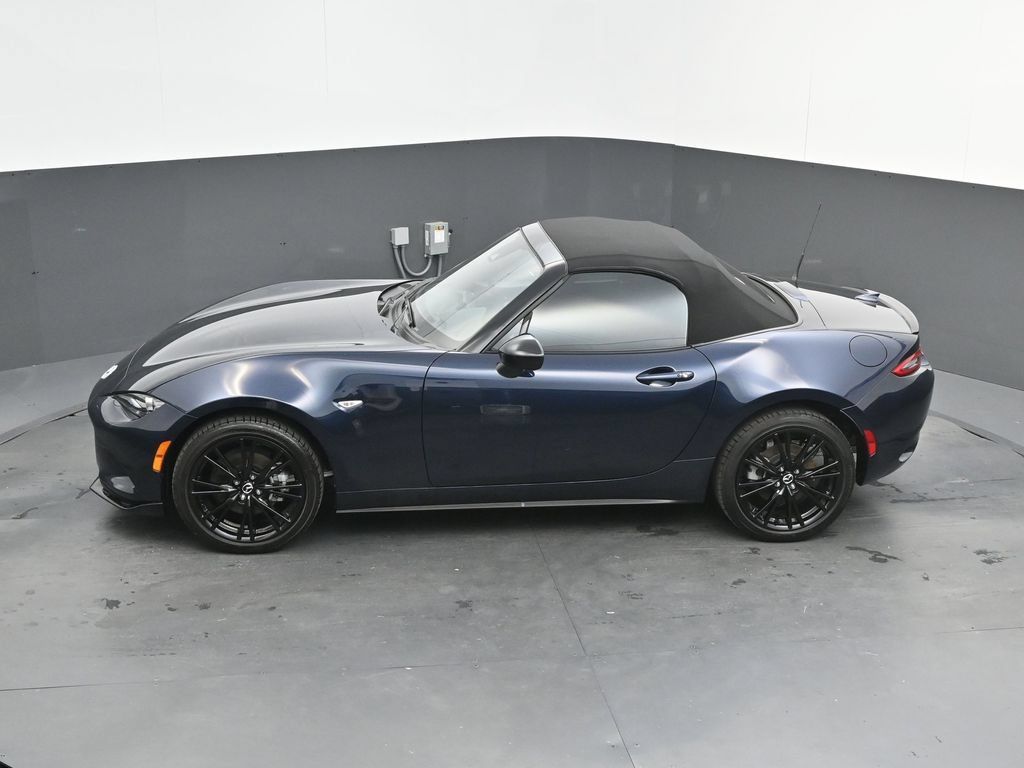 Used 2025 MAZDA MX-5 Miata Club RWD image 27