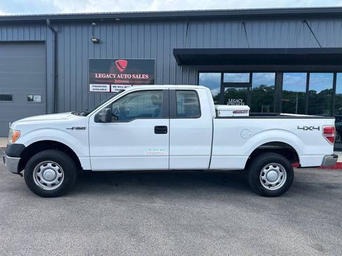 Used 2013 Ford F150 XL w/ Mid Equipment Group AWD/4WD image 2