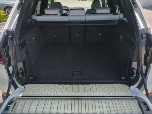 New 2026 BMW X5 xDrive40i w/ Premium Package AWD/4WD image 13