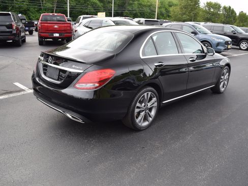 Used 2018 Mercedes-Benz C 300 4MATIC Sedan image 4