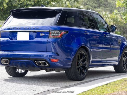 Used 2022 Land Rover Range Rover Sport SVR Carbon Edition AWD/4WD image 8
