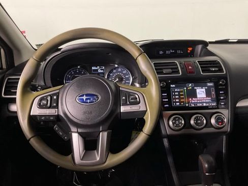 Used 2016 Subaru Crosstrek 2.0i Premium image 16