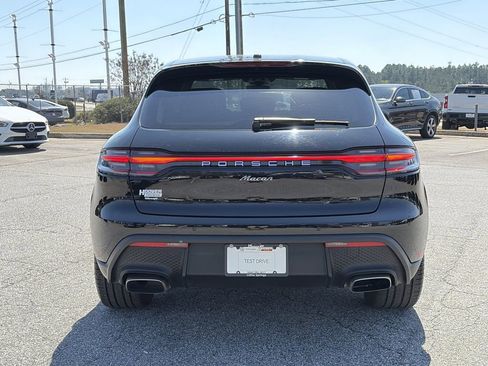 Used 2023 Porsche Macan AWD/4WD image 23