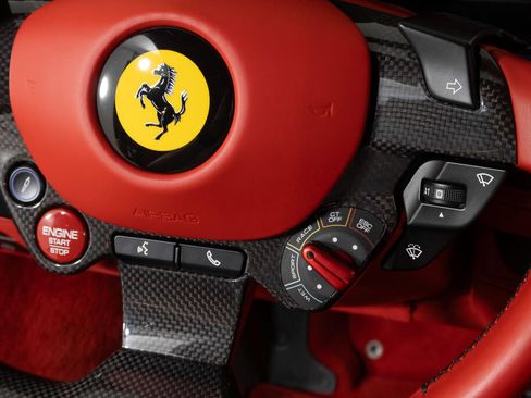 Used 2022 Ferrari F8 Tributo RWD image 36