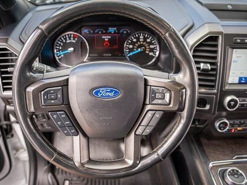 Used 2020 Ford Expedition Limited image 16