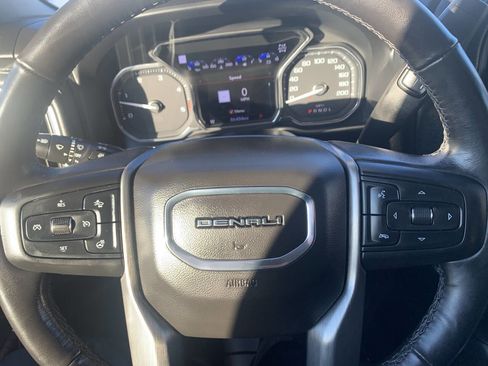 Used 2020 GMC Sierra 2500 Denali w/ Denali Ultimate Package image 18