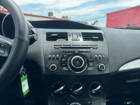Used 2013 MAZDA MAZDA3 i Sport FWD image 30