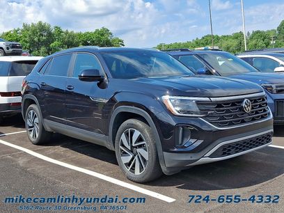 Used 2024 Volkswagen Atlas Cross Sport SE w/ Panoramic Sunroof Package