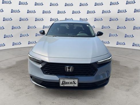 Used 2025 Honda Accord Sport image 2