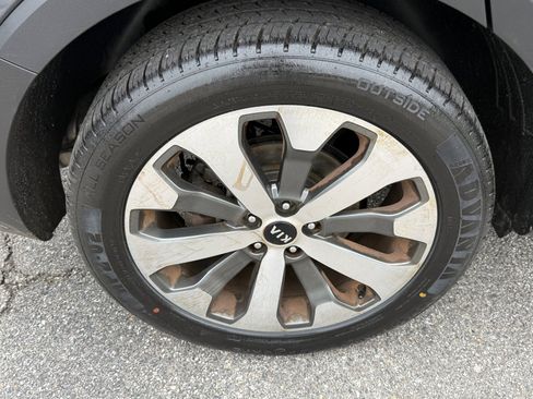 Used 2021 Kia Telluride S AWD/4WD image 27