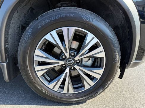 Used 2023 Nissan Rogue SV FWD image 14