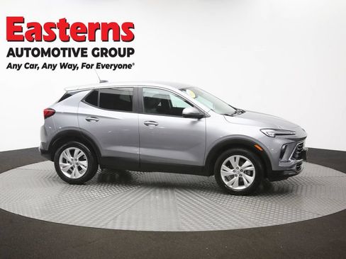 Used 2024 Buick Encore GX Preferred FWD image 44
