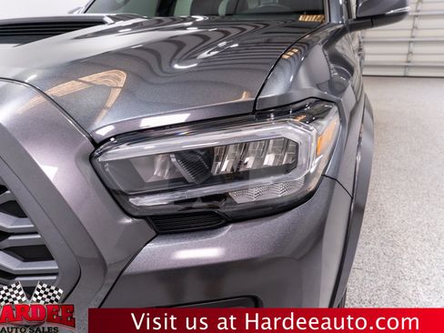 Used 2023 Toyota Tacoma TRD Sport AWD/4WD image 8