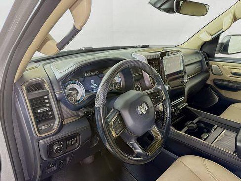 Used 2019 RAM 1500 Limited AWD/4WD image 10