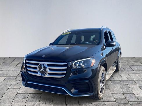 Used 2024 Mercedes-Benz GLS 450 4MATIC image 3