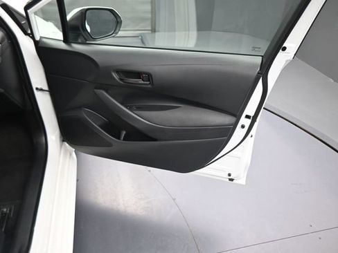 Used 2024 Toyota Corolla LE FWD image 65