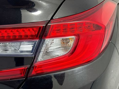 Used 2020 Honda Accord Touring image 33