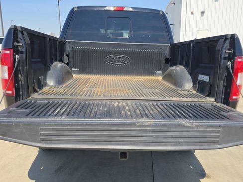 Used 2019 Ford F150 XLT w/ Equipment Group 302A Luxury AWD/4WD image 12