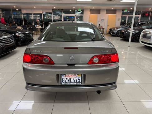 Used 2005 Acura RSX Coupe with 5-speed AT FWD image 4