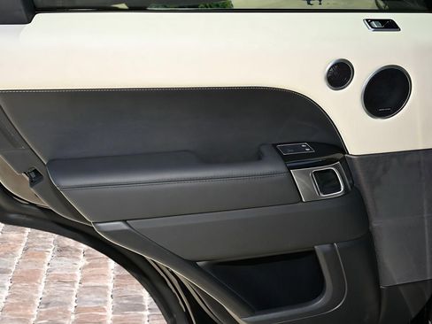 Used 2022 Land Rover Range Rover Sport HSE Silver Edition AWD/4WD image 15