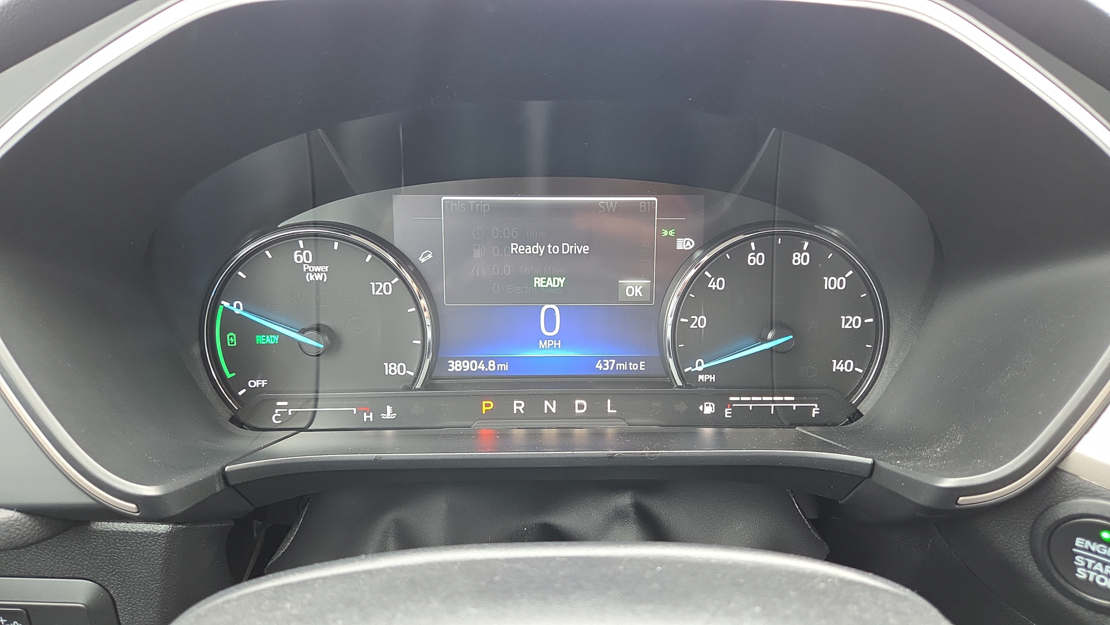 Used 2022 Ford Escape SE w/ Convenience Package FWD image 24