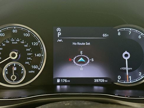 Used 2022 Genesis GV70 2.5T w/ Sport Prestige Package AWD/4WD image 19