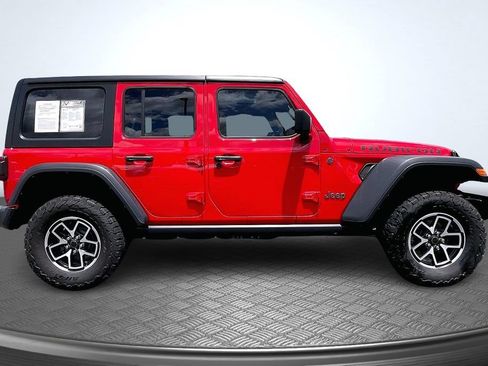 Used 2024 Jeep Wrangler Unlimited Rubicon w/ Safety Group AWD/4WD image 4