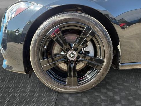 Used 2025 Mercedes-Benz C 300 4MATIC Sedan image 14