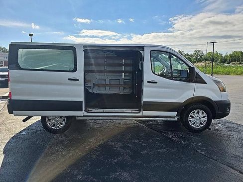 Used 2025 Ford Transit 250 Low Roof w/ Exterior Upgrade Package RWD image 27