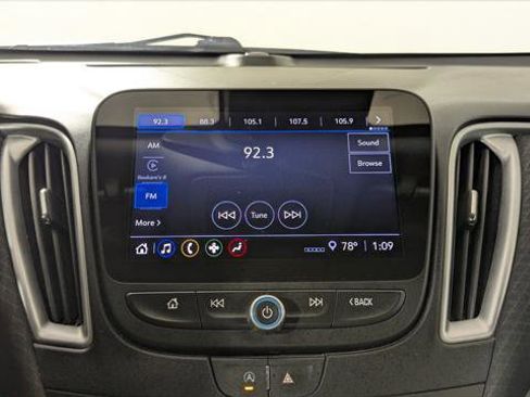 Used 2024 Chevrolet Malibu LT FWD image 29