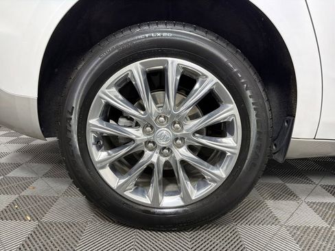 Certified 2021 Buick Enclave Essence w/ Sound and Sites Package image 16