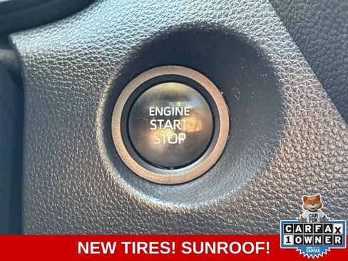 Used 2024 Toyota Corolla Cross LE w/ Moonroof Package AWD/4WD image 27