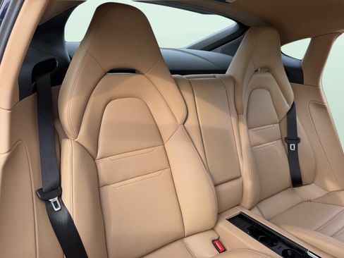 Used 2023 Porsche Panamera 4 Platinum Edition image 65