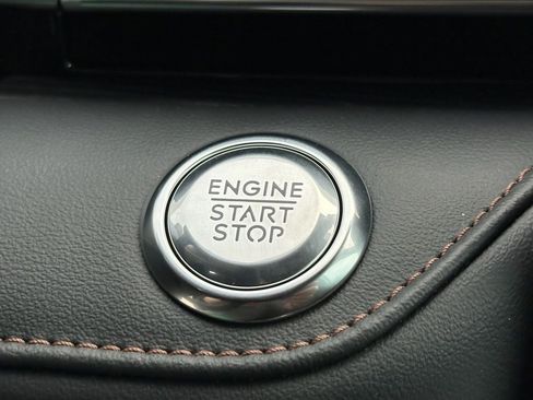 New 2026 Lincoln Nautilus Reserve AWD/4WD image 11