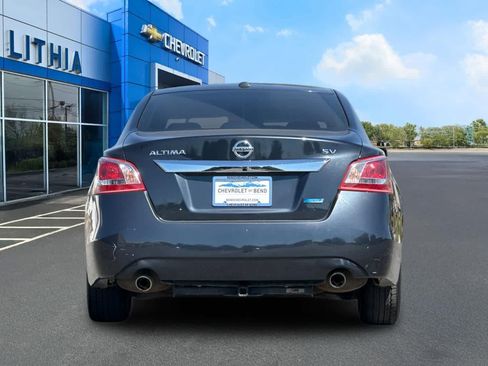 Used 2013 Nissan Altima 2.5 SV FWD image 7
