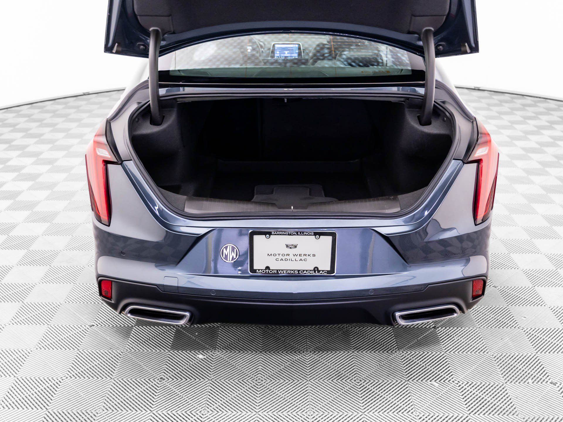 Used 2022 Cadillac CT4 Premium Luxury RWD image 36