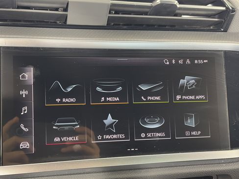 Certified 2025 Audi Q3 2.0T Premium image 20