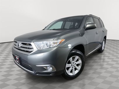 Used 2013 Toyota Highlander SE