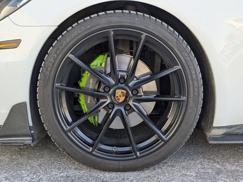 Used 2018 Porsche Panamera image 32
