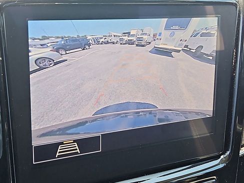 Used 2020 Chevrolet Traverse LT AWD/4WD image 17