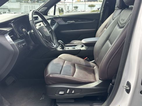 Used 2020 Cadillac XT6 Premium Luxury image 20