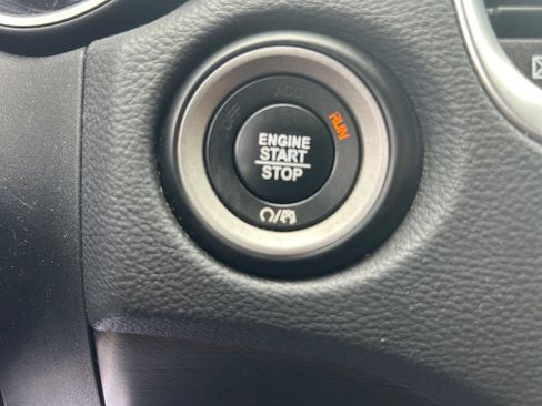 Used 2019 Dodge Durango Citadel w/ Technology Group AWD/4WD image 24