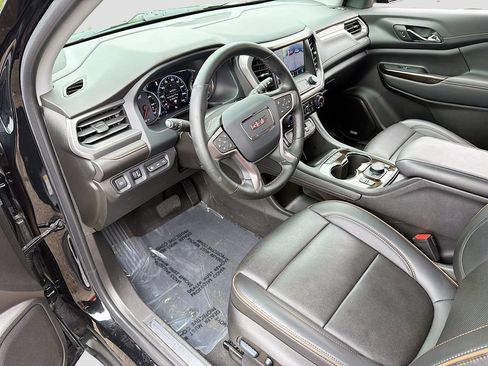 Used 2023 GMC Acadia AT4 w/ Technology Package AWD/4WD image 9