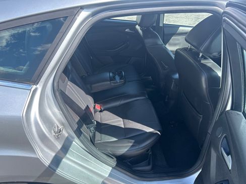 Used 2014 Ford Focus Titanium FWD image 12