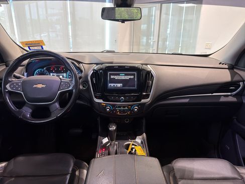 Used 2019 Chevrolet Traverse Premier w/ Redline Edition FWD image 14