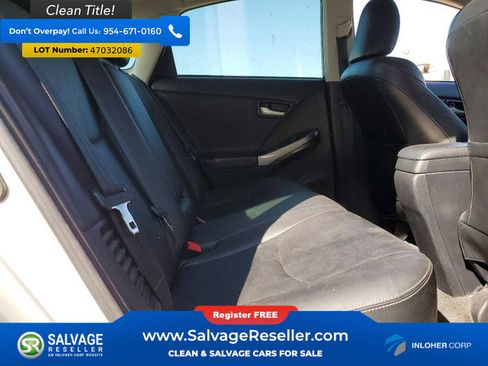 Used 2015 Toyota Prius Persona Series image 15