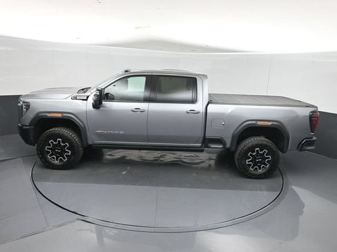 Used 2025 GMC Sierra 2500 AT4X AWD/4WD image 35