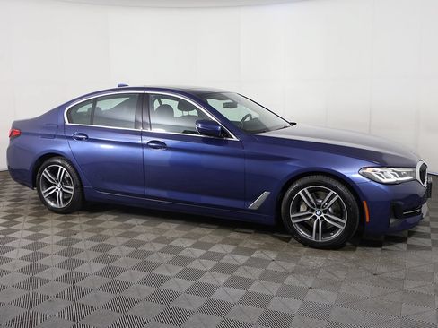 Used 2023 BMW 530i xDrive w/ Convenience Package AWD/4WD image 17